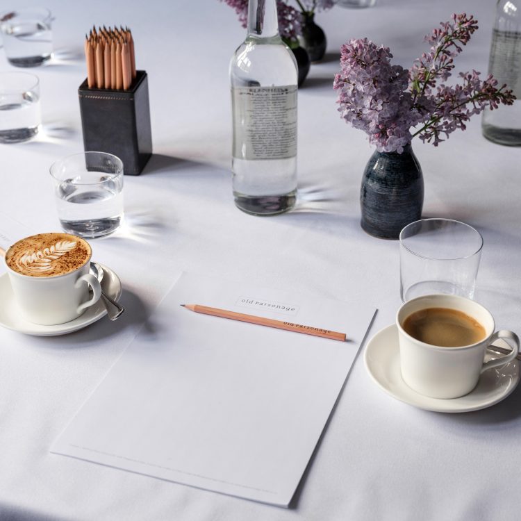 0011 - 2017 - Parsonage Grill - Oxford - High Res - Pike Room Meeting Coffee Flowers - Web Hero