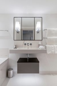 0013 - 2016 - Old Bank Hotel - Oxford - High Res - Bathroom Art - Edited - Web Feature