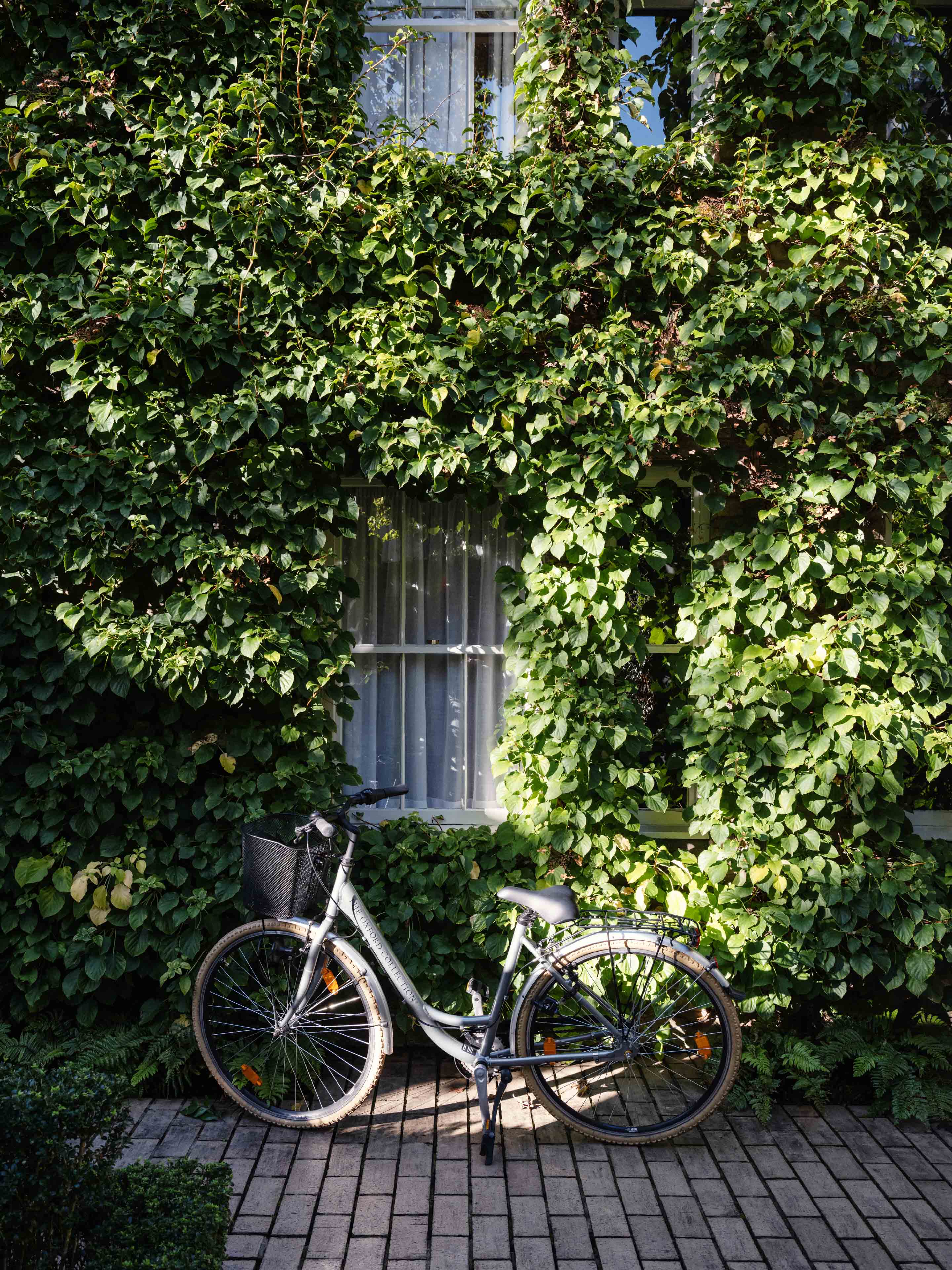 0023 - 2021 - Old Parsonage Hotel - Oxford - High res - Garden Room (Press Web)