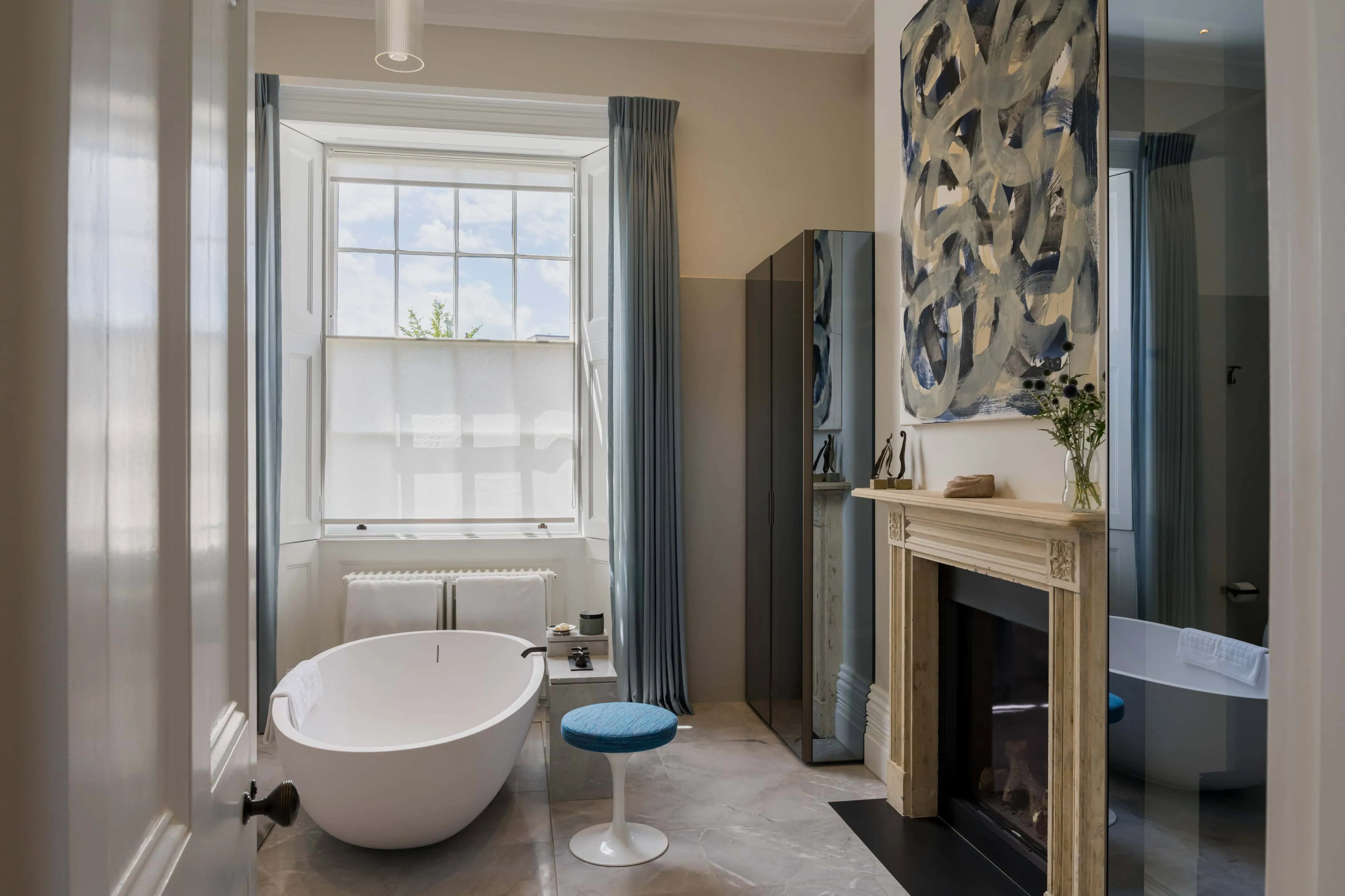 A7R06168-HDR - 2024 - 36 St Giles - Oxford - High res - Bathroom No.1 - Web Hero